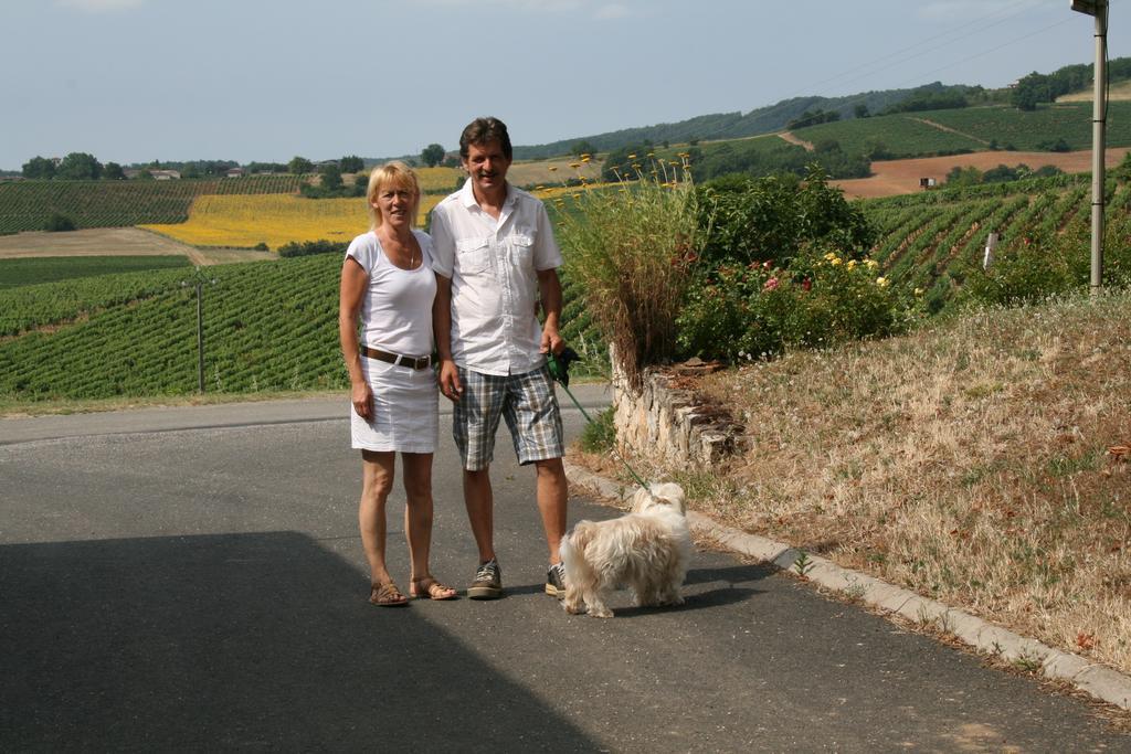 Bed and Breakfast Domaine La Rose Caylus Екстер'єр фото