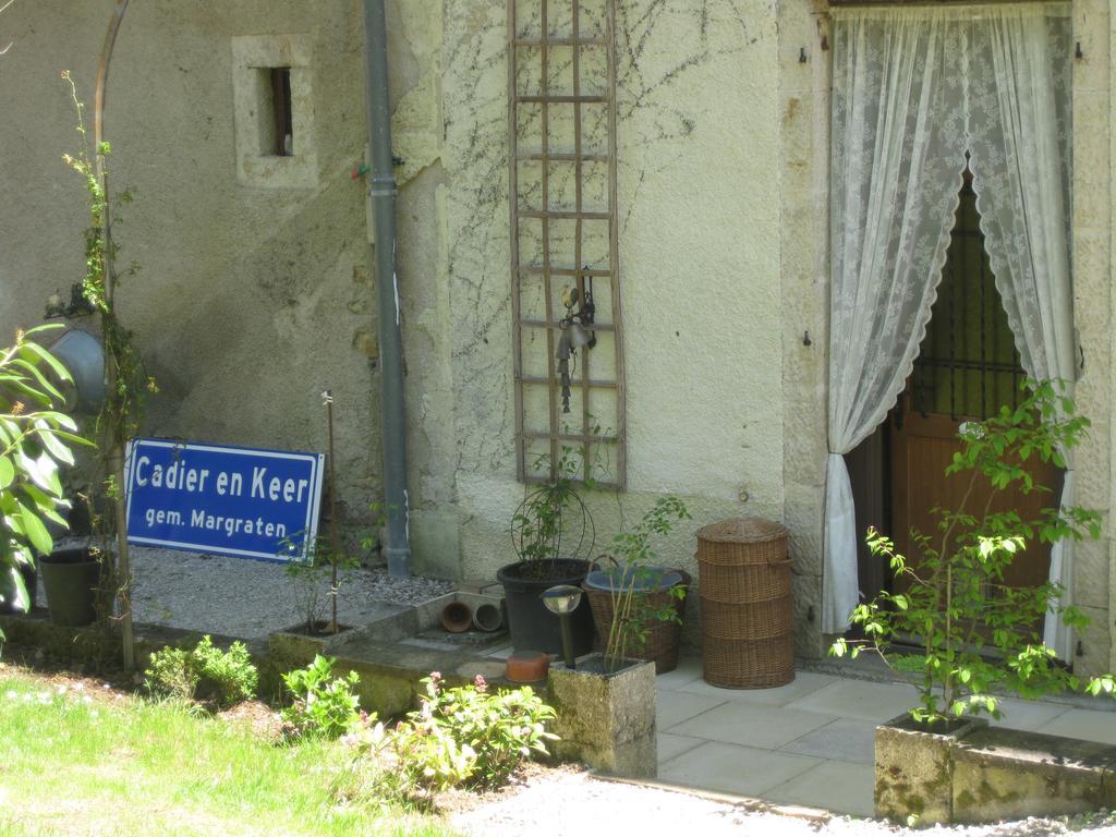 Bed and Breakfast Domaine La Rose Caylus Екстер'єр фото