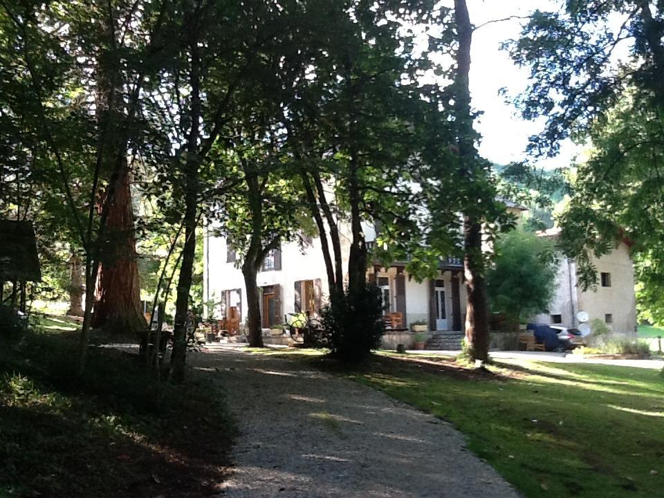 Bed and Breakfast Domaine La Rose Caylus Екстер'єр фото