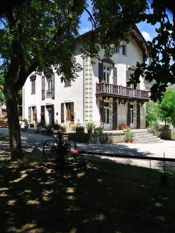 Bed and Breakfast Domaine La Rose Caylus Екстер'єр фото