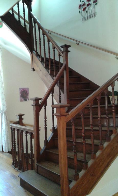 Bed and Breakfast Domaine La Rose Caylus Екстер'єр фото