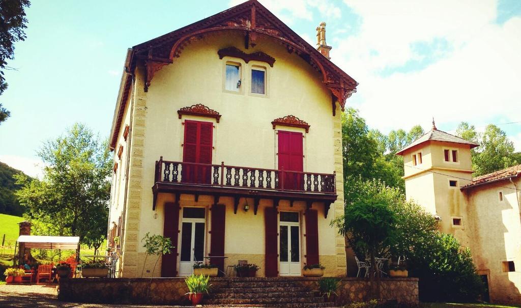Bed and Breakfast Domaine La Rose Caylus Екстер'єр фото